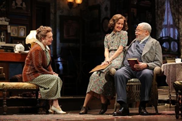 Kristine Nielsen, Rose Byrne and James Earl Jones in a scene from "You Can't Take It with You" (Photo credit: Joan Marcus)