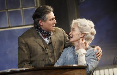 Gabriel Byrne and Jessica Lange in a scene from “Long Day’s Journey into Night” (Photo credit: Joan Marcus)