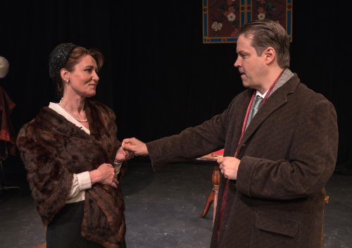 Alison Murphy and Mark E. Lang in “LUNT AND FONTANNE: The Celestials of Broadway” (Photo credit: Siggi Ragnar Photography)