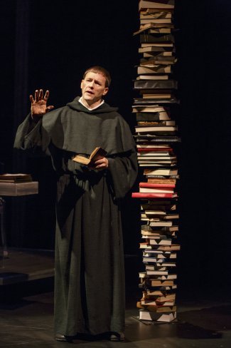 Fletcher McTaggart in the title role of “Martin Luther on Trial” (Photo credit: Joan Marcus)