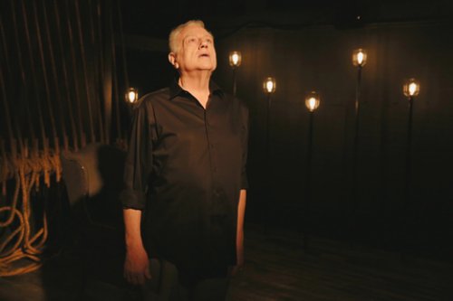 Ed Dixon in a scene from “Georgie: My Adventures with George Rose” (Photo credit: Carol Rosegg)